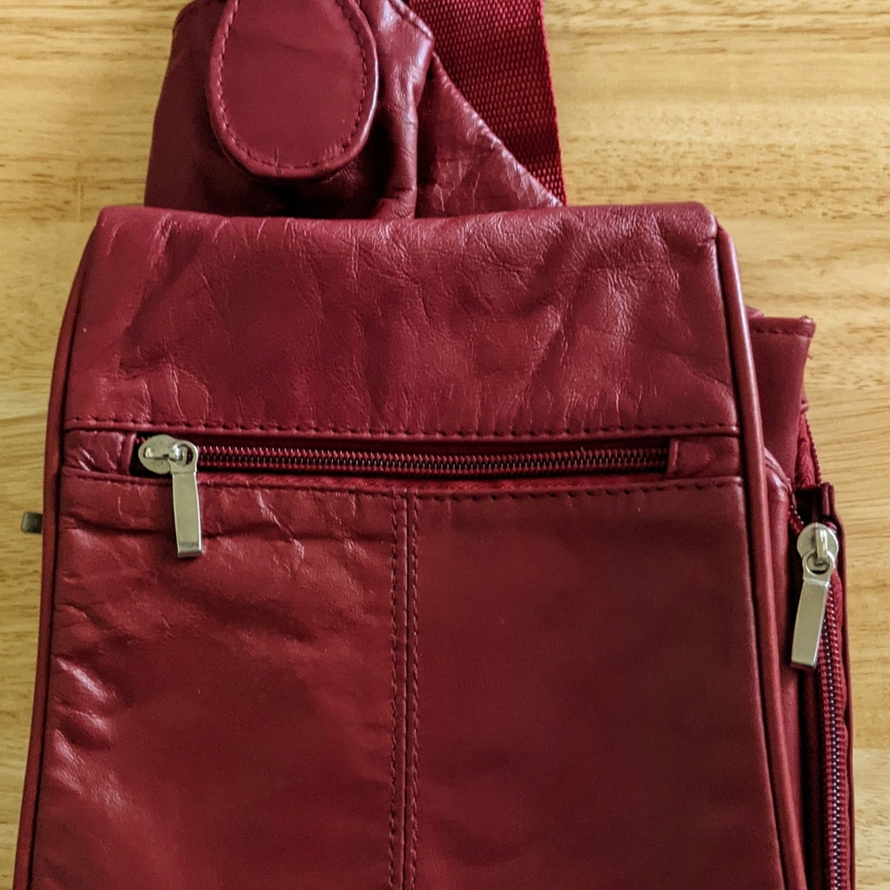 Buxton Red Leather Shoulder Bag